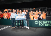 Uitreiking cheque NLO 2026