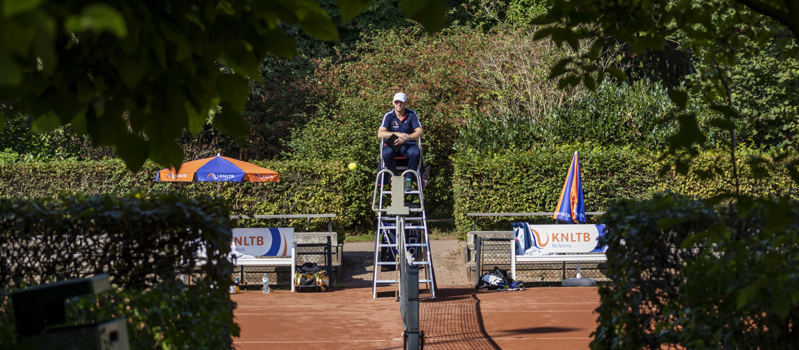 Umpire scheidsrechter arbitrage