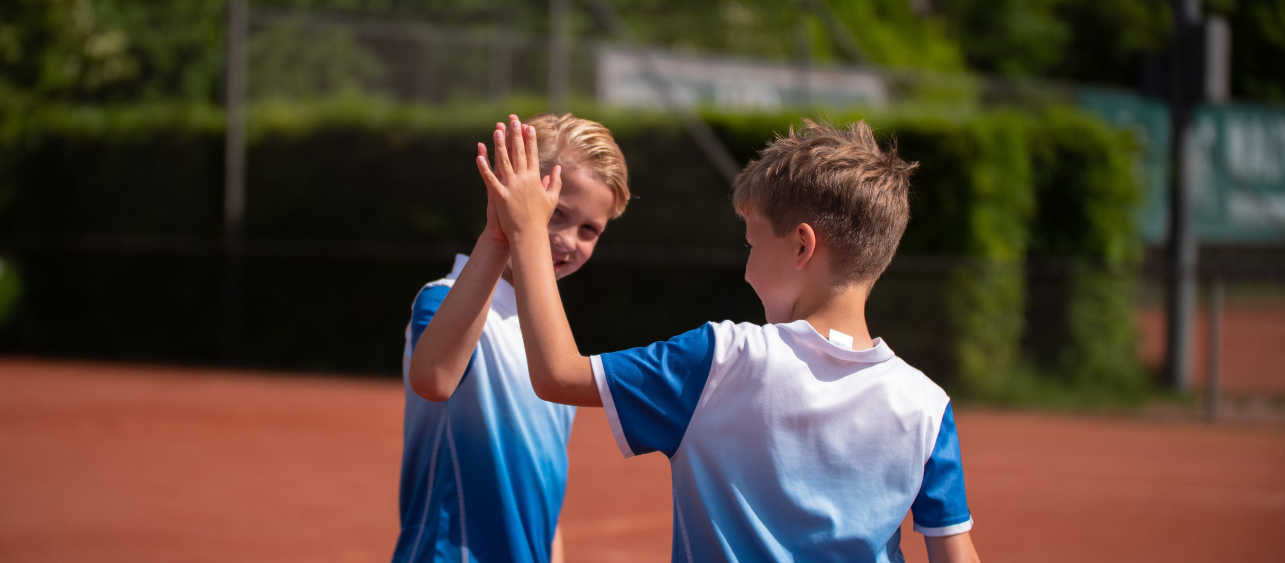 Competitie jongens highfive