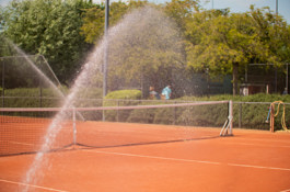 Tennisbaan Sproeien