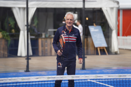 Tom Okker padelbanen Ouderenfonds