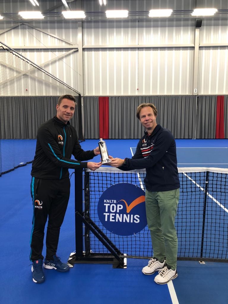 Dennis Sporrel Onderscheiden Met Tennis Europe Award