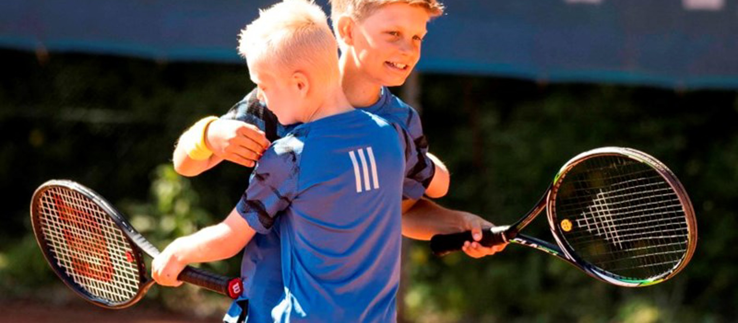 Certificering Tennisscholen 900X600 (1)
