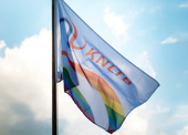 Regenboogvlag KNLTB